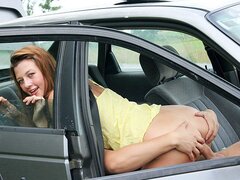 Trío al aire libre con un adolescente de edad, si desea recibir una chica interesada en ti, ofrecerle algo que hottie no has probado antes de. Aunque es algo obsceno como 3-some sexo al aire libre. Por supuesto riesgo conseguir mullida de, causa algunos a