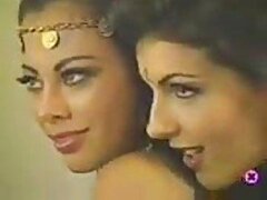 sexo de 2 lesbianas árabes