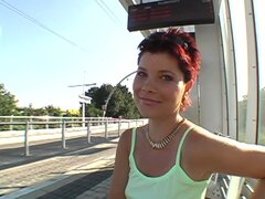 Chica Amateur caliente clavada en el camino del amor en vídeo POV